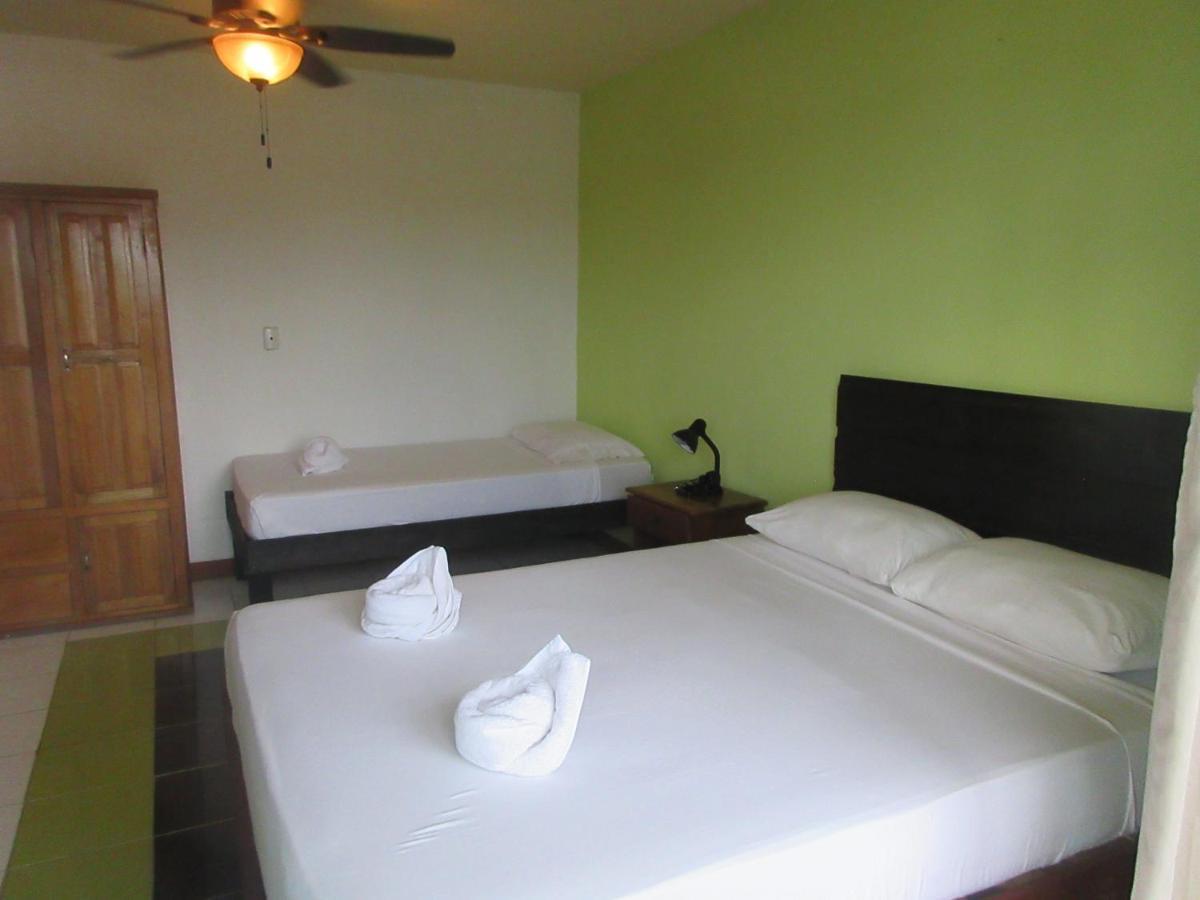 Hotel Los Balcones Over Seas Bocas del Toro Exterior foto