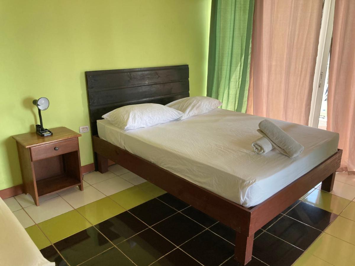Hotel Los Balcones Over Seas Bocas del Toro Exterior foto